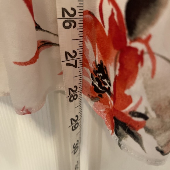 Rose + Olive Women's 2X floral Flowy button down blouse 3/4 Sleeves Cream - Picture 5 of 7